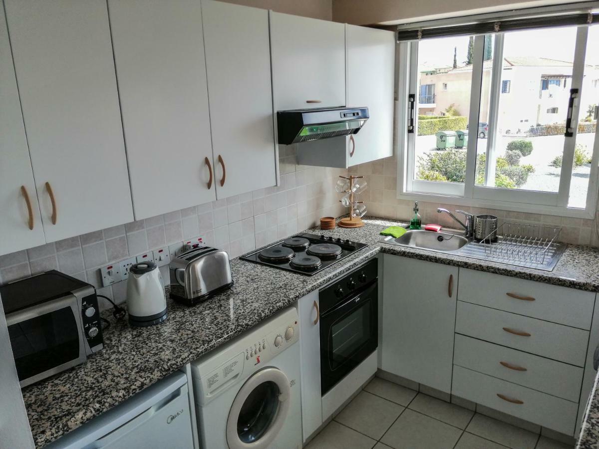 Top Seaview Apartment In Peyia Luaran gambar
